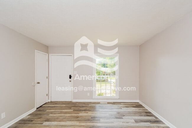 2607 Sedgefield Dr
