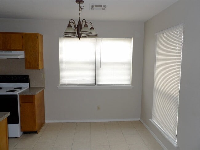 Photo - 2514 SW B Ave