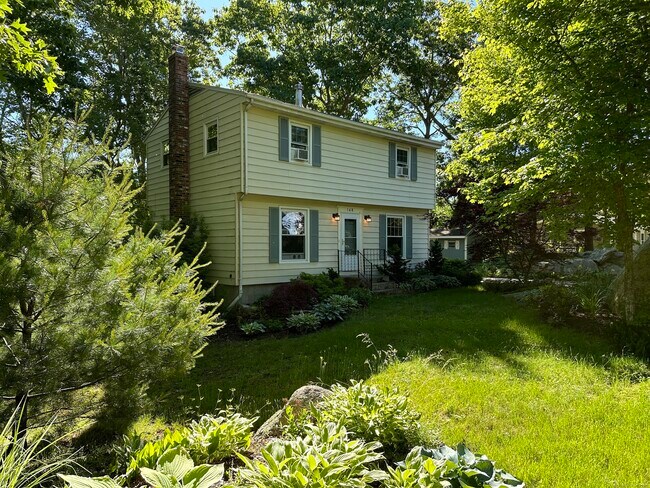 Photo - 148 Flanders Rd House