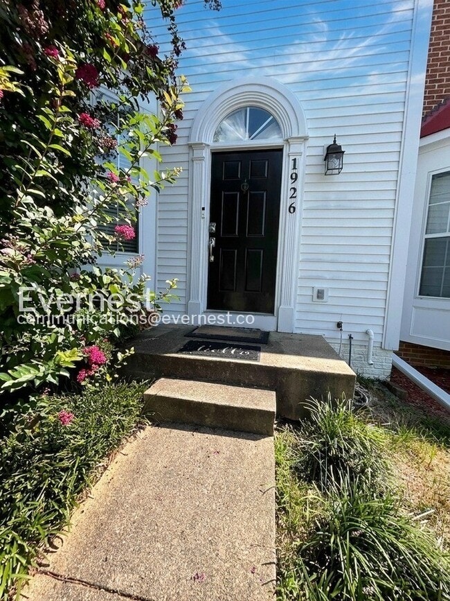 Photo - 1926 Wicklow Ct
