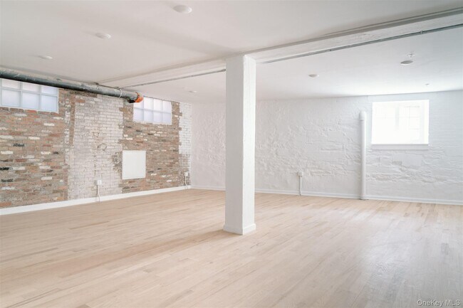 Photo - 155 River St Apartamento Unidad Basement D