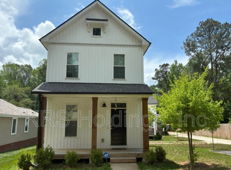 Photo - 1420 Maplewood Dr
