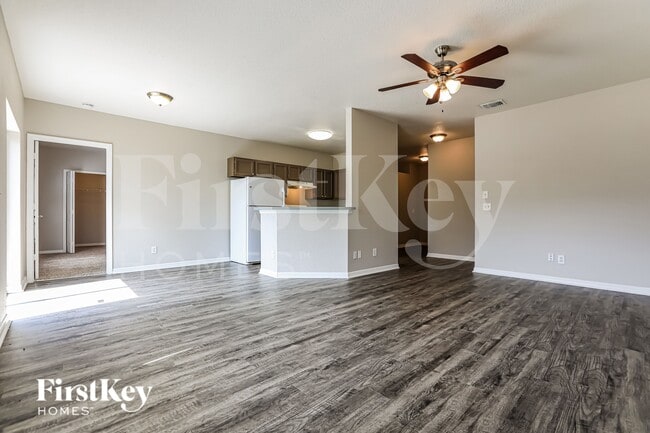 Photo - 3169 N Biscayne Dr