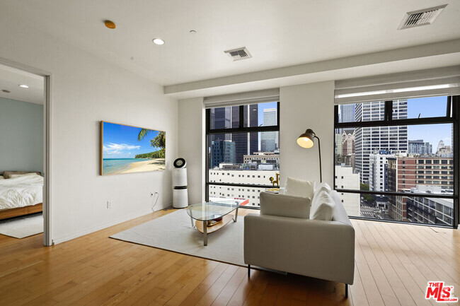 Building Photo - 801S S Grand Ave Unit 1206 Rental