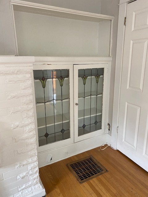 Living Room Built-Ins - 4615 Fremont Ave N
