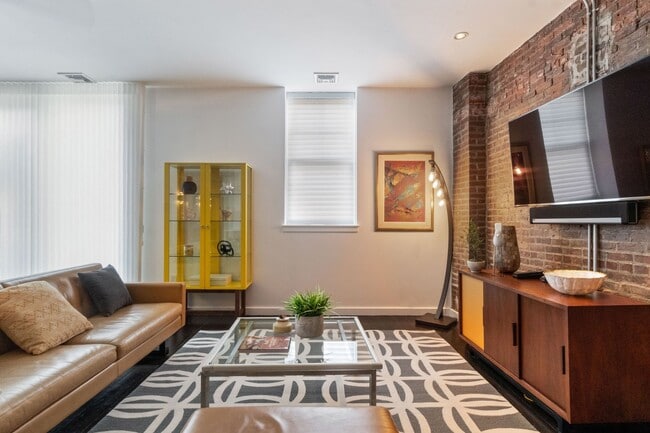 Photo - 136 Arlington St Unidad 3