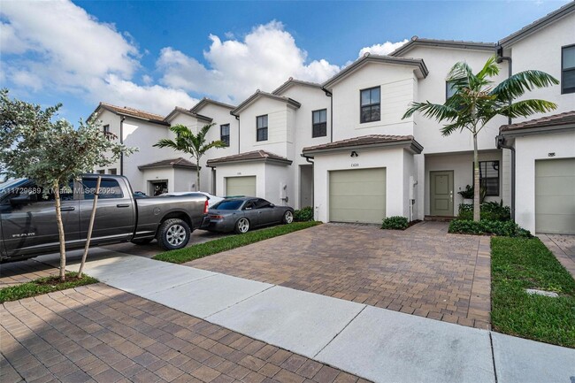 Photo - 13120 SW 234th Ter Townhome