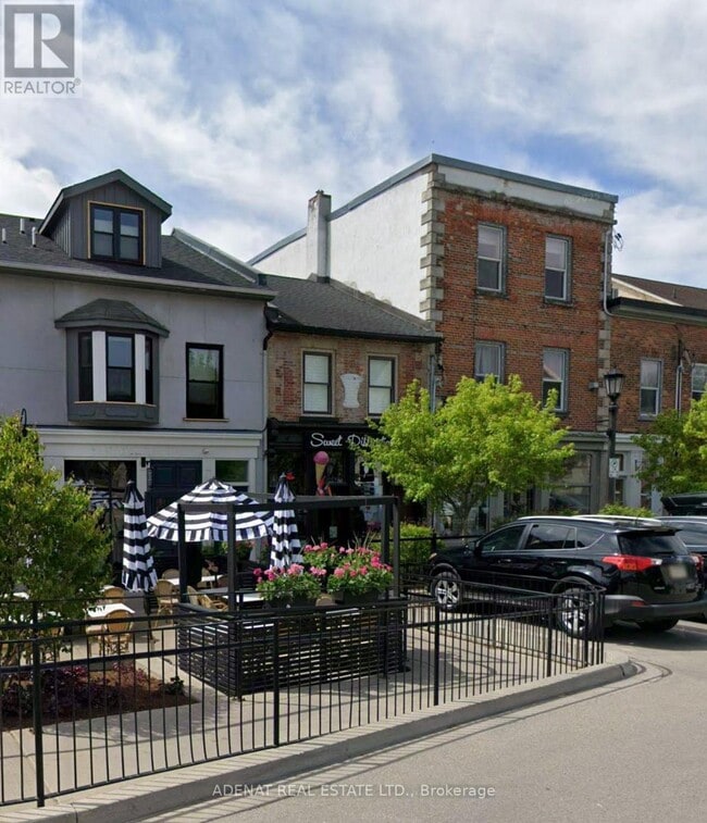 Photo - 18 Mill St W