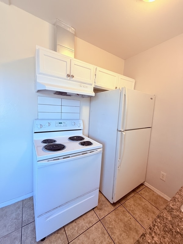 Photo - 232 W Flores St