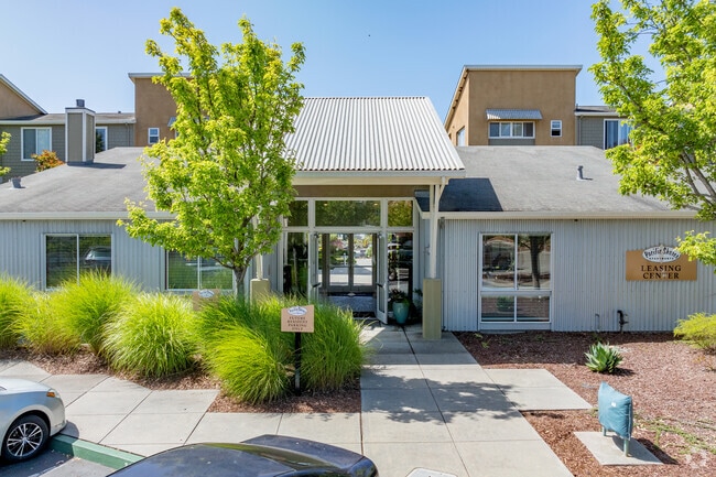 Leasing Office