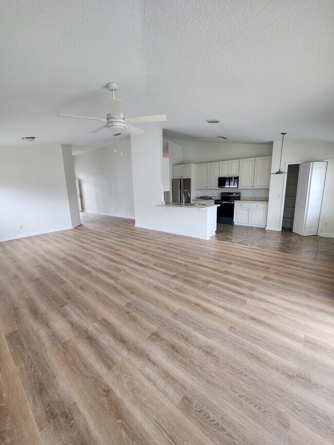 Photo - 6127 Jasmine Vine Dr