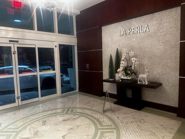 Photo - 16699 Collins Ave Unit 4208