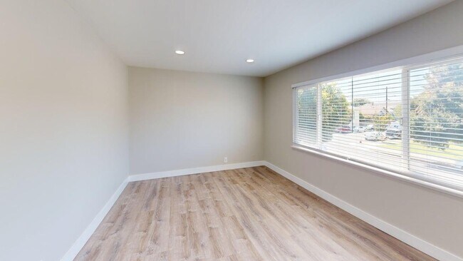 Photo - 1536 9th St Unit F
