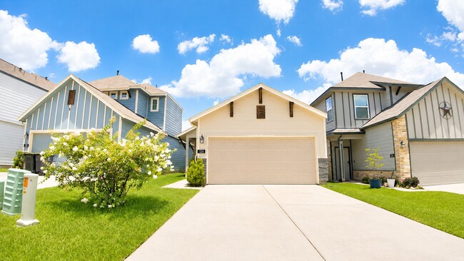 Photo - 124 Camelot Pl Ct