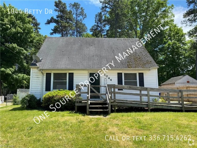 Building Photo - 1044 Betty Dr Rental