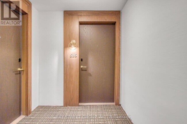 Photo - 6 Greenbriar Rd Unit 523