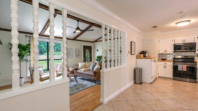 Photo - 707 Tower Dr