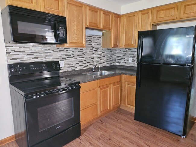 Building Photo - 286 Robert Dr Unit 1