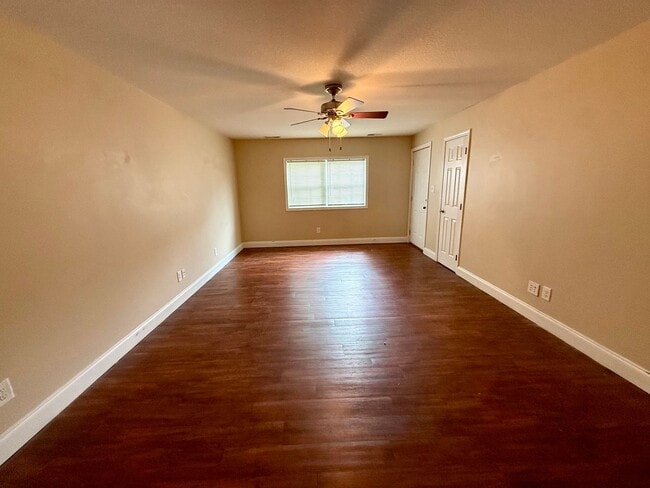 Photo - 2 Bedroom / 1 Bath Apt. - Johnson City