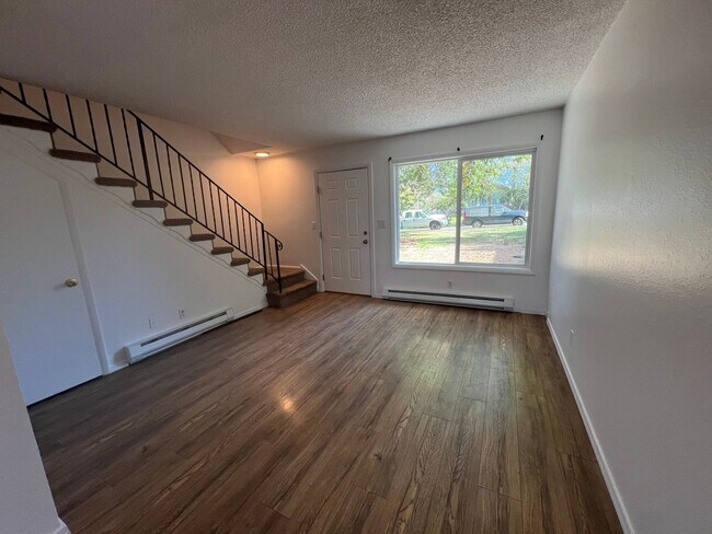 Photo - NewB BH 1615 Unit #4