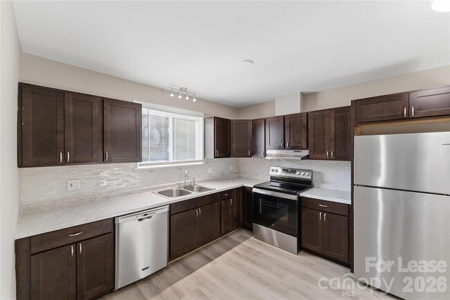 Photo - 2405 Greenland Ave