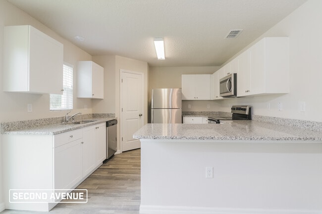 Photo - 6690 N Roland Dr