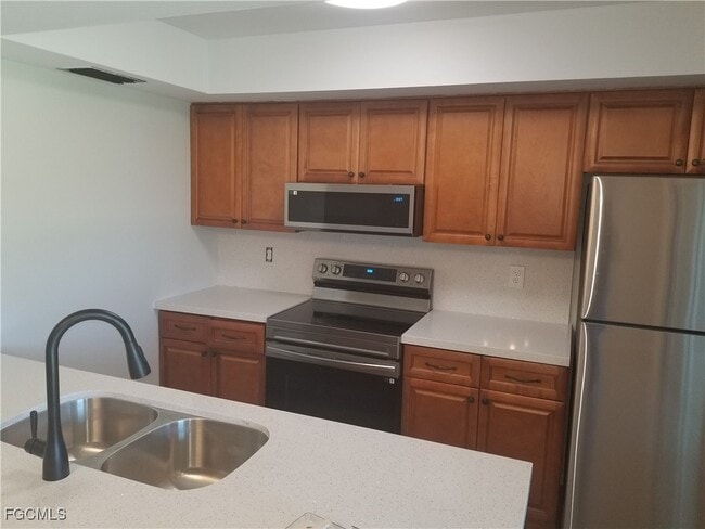 Photo - 1102 SE 8th Terrace