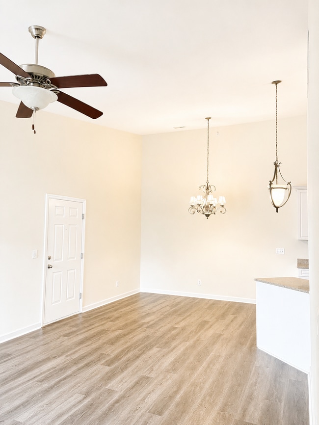 Photo - 6431 Brookfield Ct Dr Unit 203