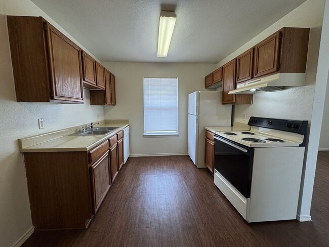 Photo - 1109 Horizon Dr Unit # D