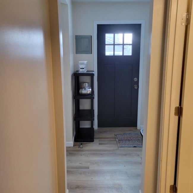 Photo - 1213 Center St