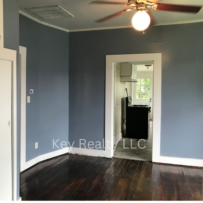 Photo - 1923 Kelly St