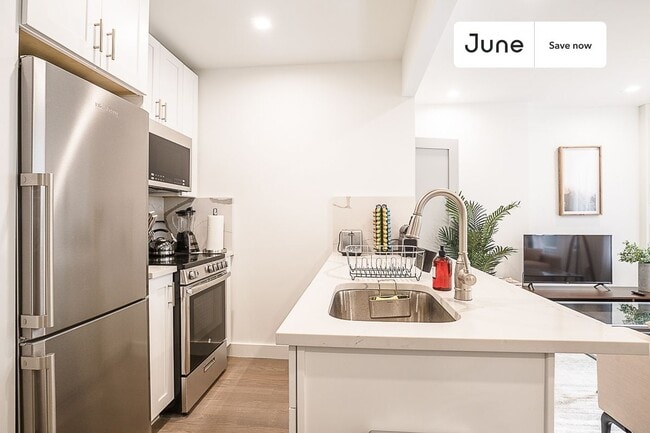 Photo - 944 Columbus Ave