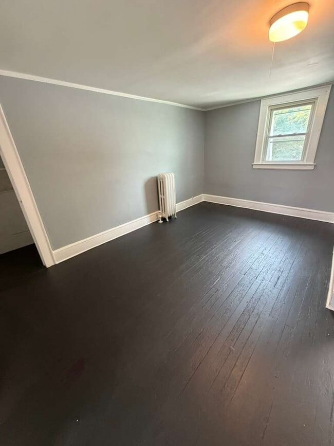 179 Isabella Ave Unit 3