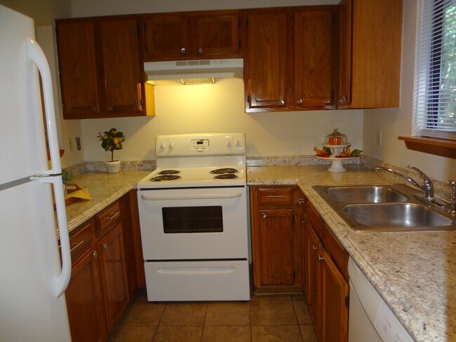 93 Lystra Hills Ln Unit B
