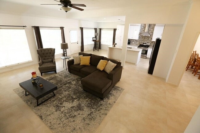 Building Photo - 17907 Stoney Glade Ct