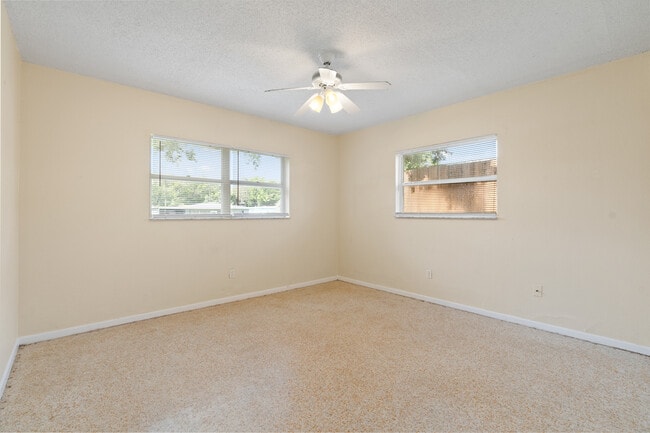 Photo - 1937 Ridgewood Dr