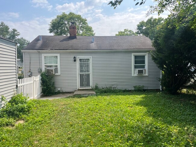 Photo - 3809 Fellows St