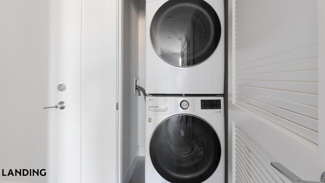 Photo - 2005 11th St NW Unidad 407