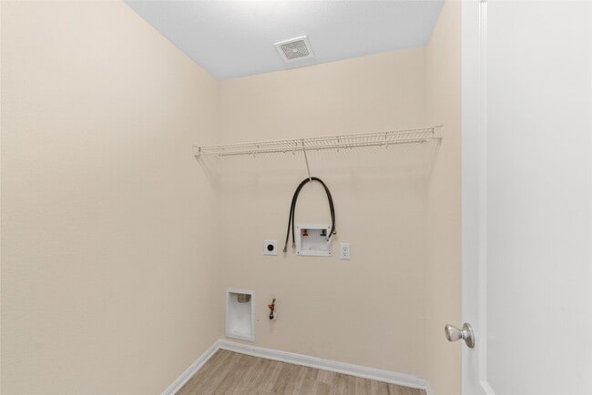 Photo - 311 Remington Creek Dr