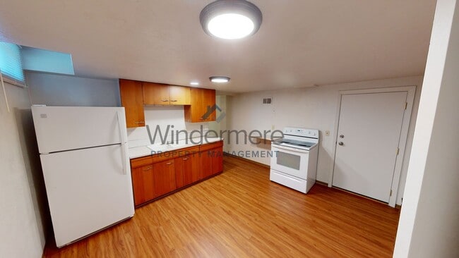 Photo - poplar240 Unit 3
