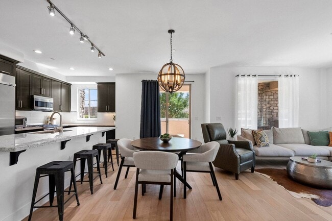 Photo - 4803 N Woodmere Fairway