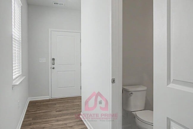 376 Highline Trl