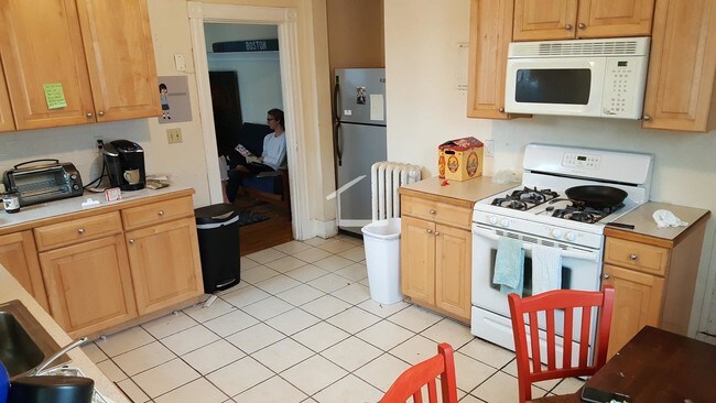 Photo - 24 Glenville Ave Unidad 3