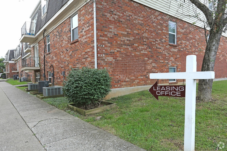 King Henry Apartments For Rent in Lexington, KY