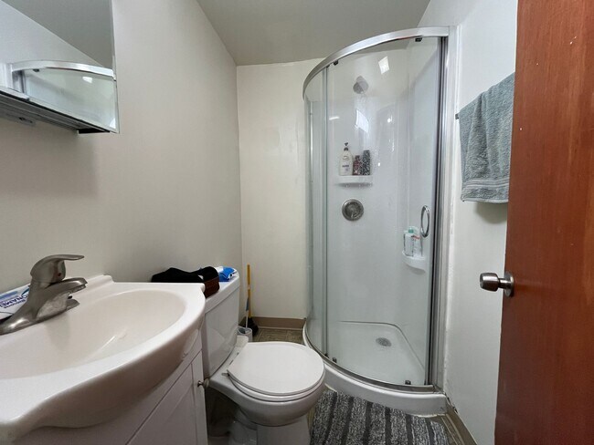 Edgecliff Apartments