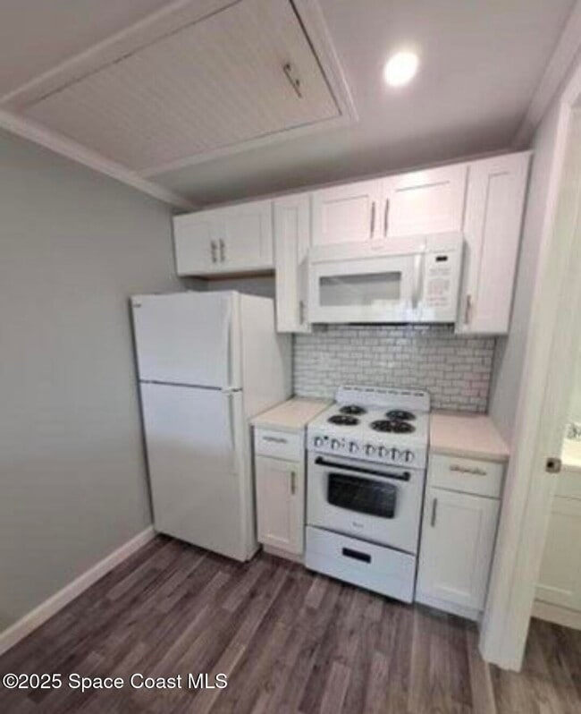 Photo - 1660 Bottlebrush Dr Unit 109