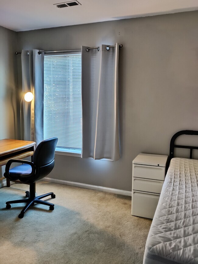 Photo - 9548 University Terrace Dr Unit Apt # A