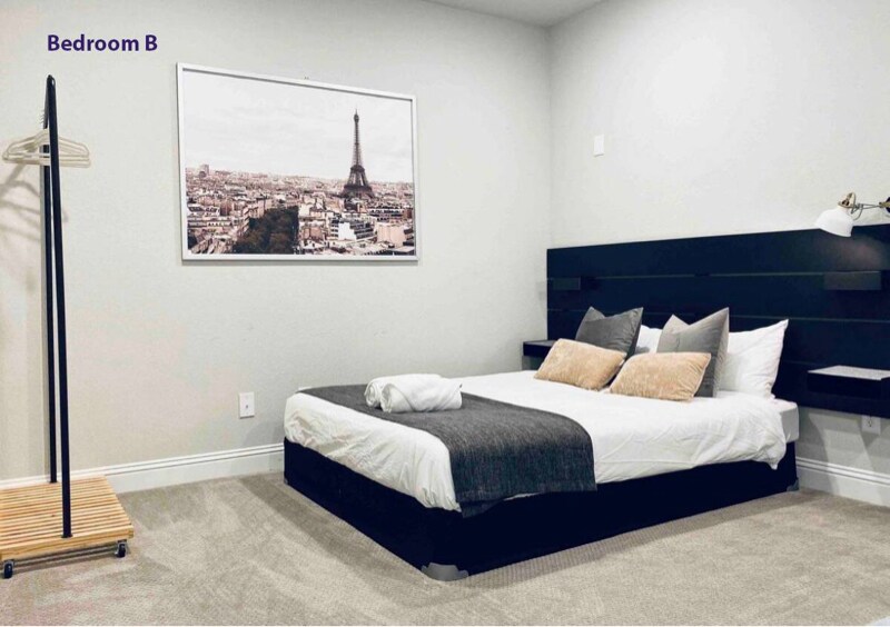 Photo - 1016 Midland Dr