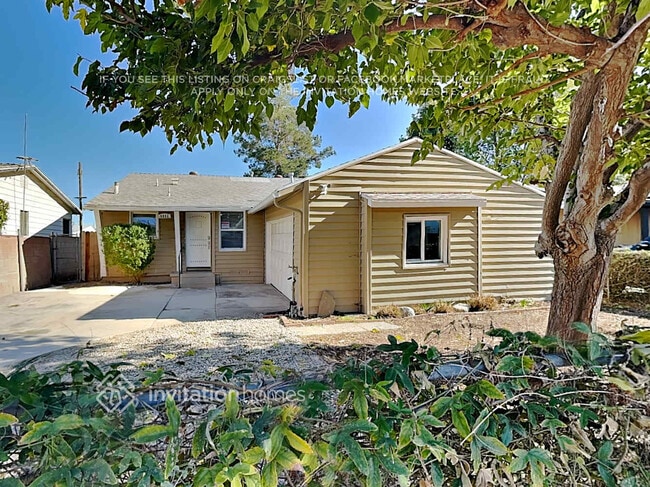 Building Photo - 6952 Donna Ave