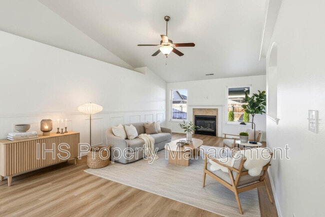 Photo - 6218 Ochoco Ln